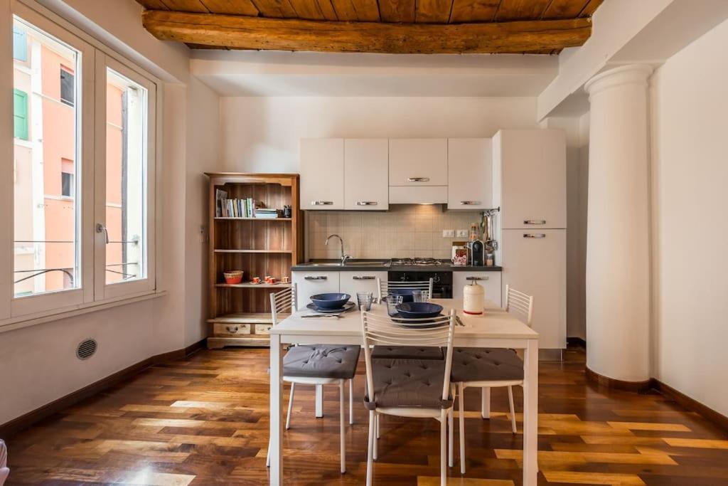 San Vitale Apartment Μπολόνια Εξωτερικό φωτογραφία
